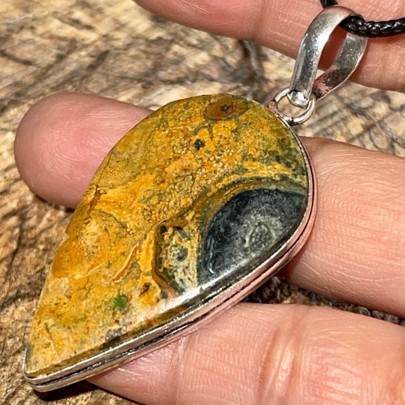 Bumblebee Jasper Pendant 2 1/4” - Picture 2 of 8